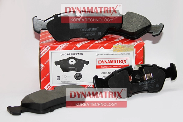 Комплект тормозных колодок DYNAMATRIX-KOREA DBP1067