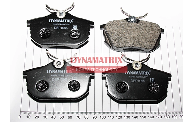 Комплект тормозных колодок DYNAMATRIX-KOREA DBP1095