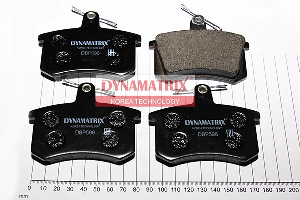 Комплект тормозных колодок DYNAMATRIX-KOREA DBP596