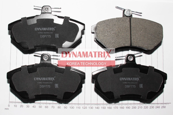Комплект тормозных колодок DYNAMATRIX-KOREA DBP775
