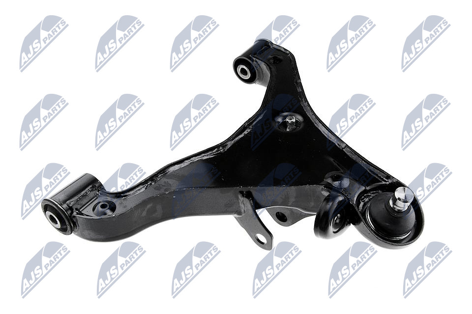 Рычаг передний нижний nissan navara 05- /lower right eu version ball joint diameter 22mm/ NTY ZWD-NS-127