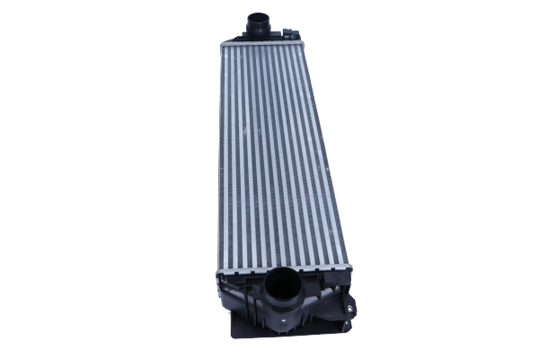 Интеркулер MAXGEAR AC681595