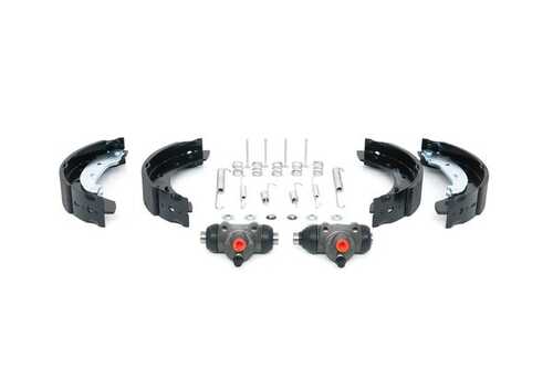 Комплект тормозных колодок BOSCH 0204113735