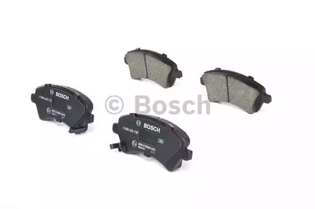 Комплект тормозных колодок дискового тормоза BOSCH 0 986 424 735