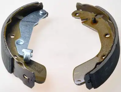 Тормозные колодки задние (барабанные) DENCKERMANN B120194