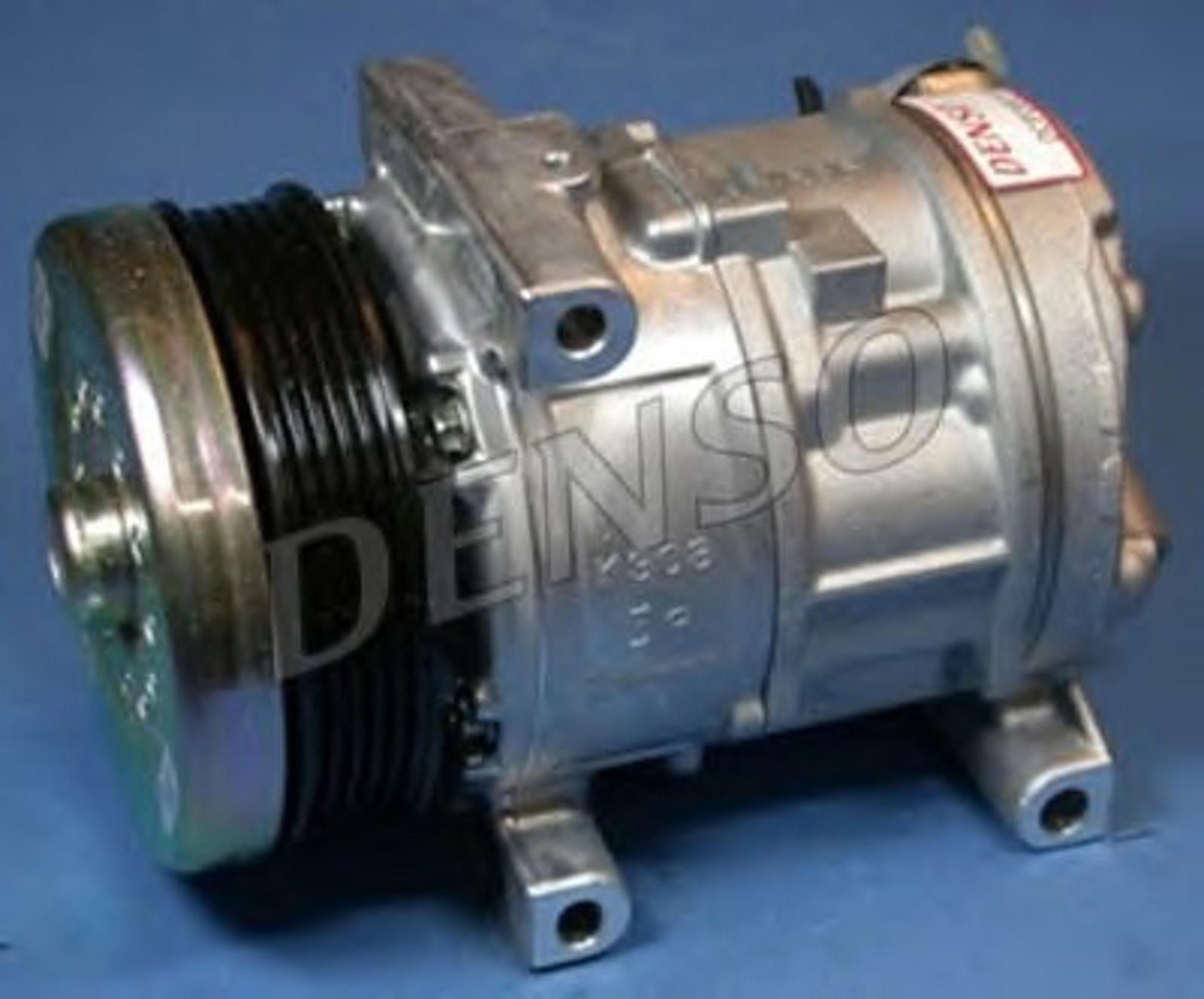 Компрессор кондиционера DENSO DCP09016