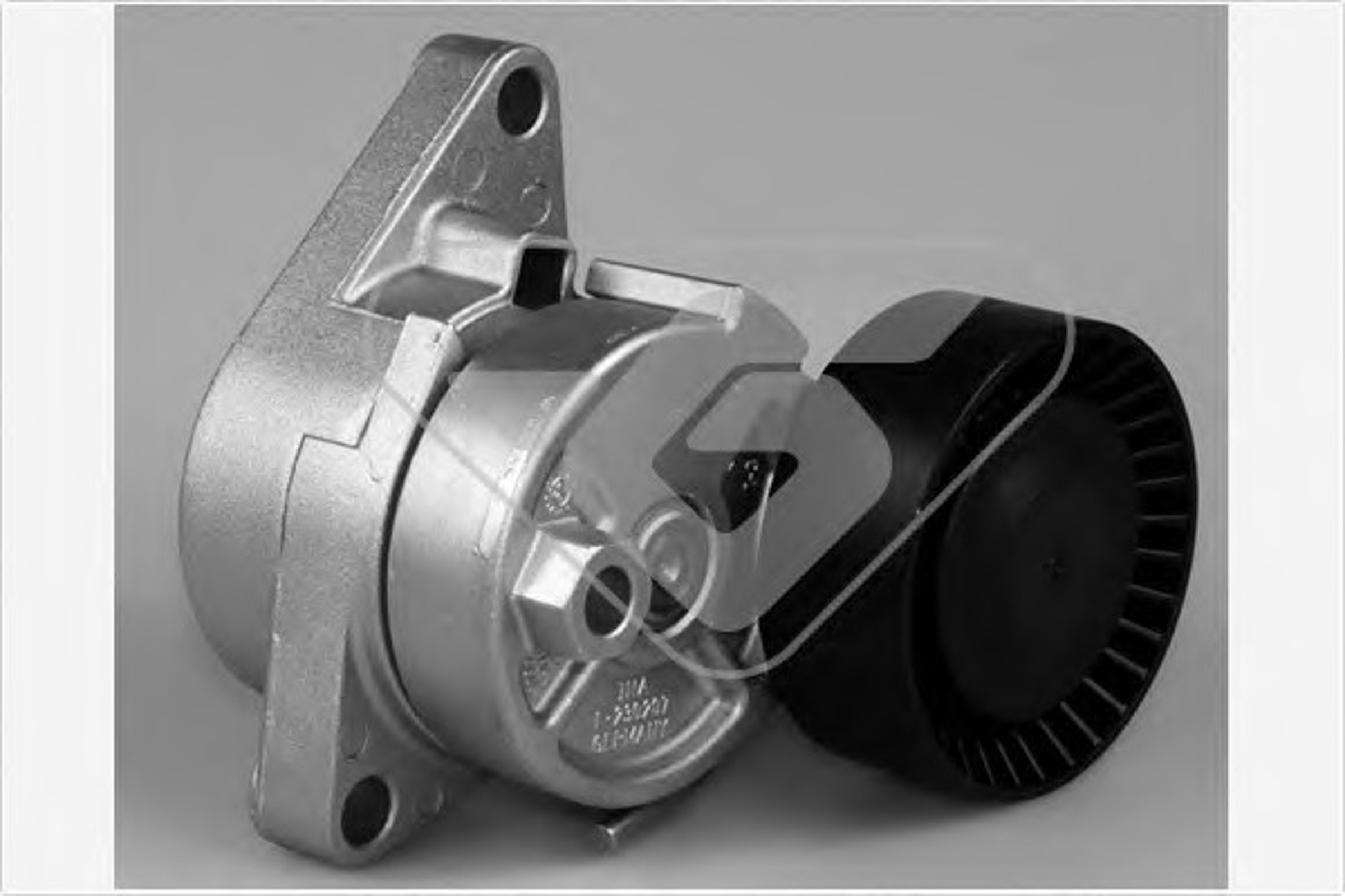 Ролик приводного ремня HUTCHINSON T0409