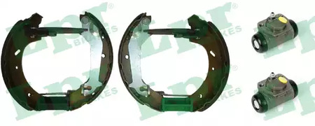 Комплект монтажный тормозных колодок LPR OEK310