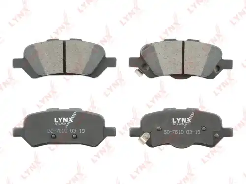 Колодки тормозные дисковые /комплект 4 шт./ LYNXAUTO BD-7610