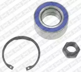 Комплект подшипника ступицы колеса SNR R152.39