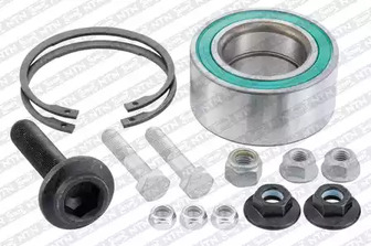 Комплект подшипника ступицы колеса SNR R157.18
