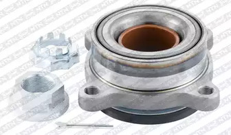 Комплект подшипника ступицы колеса SNR R173.61