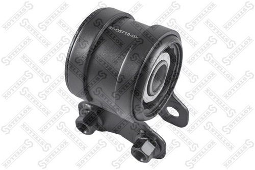 Сайлентблок рычага задний с кроншт STELLOX 87-05718-SX
