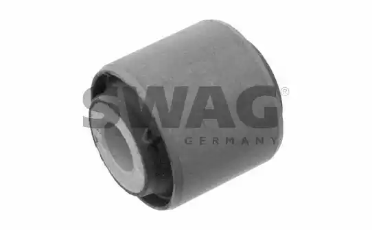 Сайлентблок рычага подвески SWAG 10790035